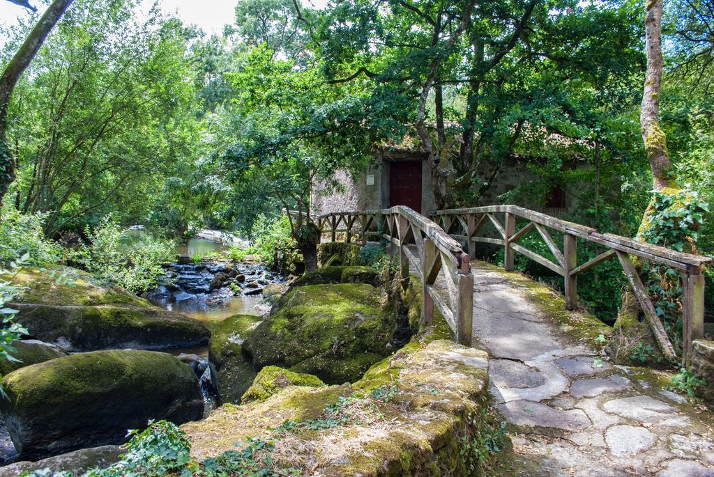 Village de Gîtes du Moulin Neuf Getigne Exterior foto